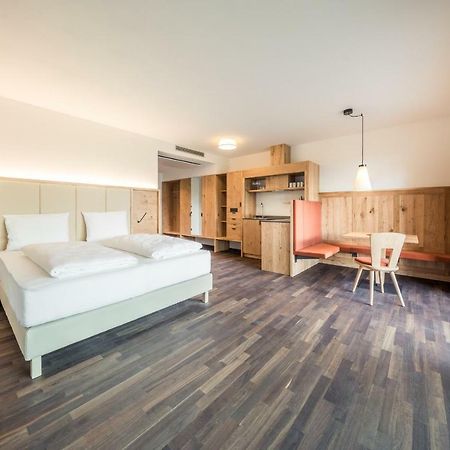Weingut Moser Apartments Caldaro Esterno foto